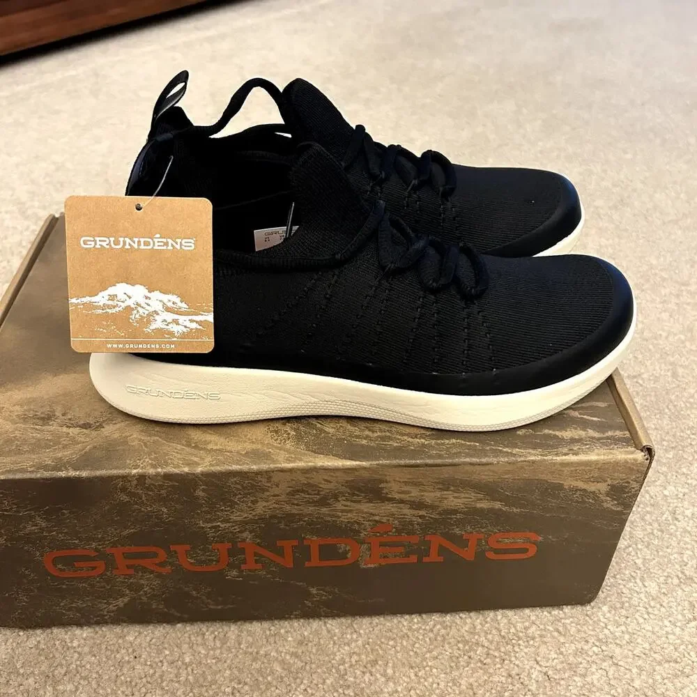Grundens Men´s Sneakers Seaknit Black Fishing Outdoors Boat Shoe Size 8.5 NWT